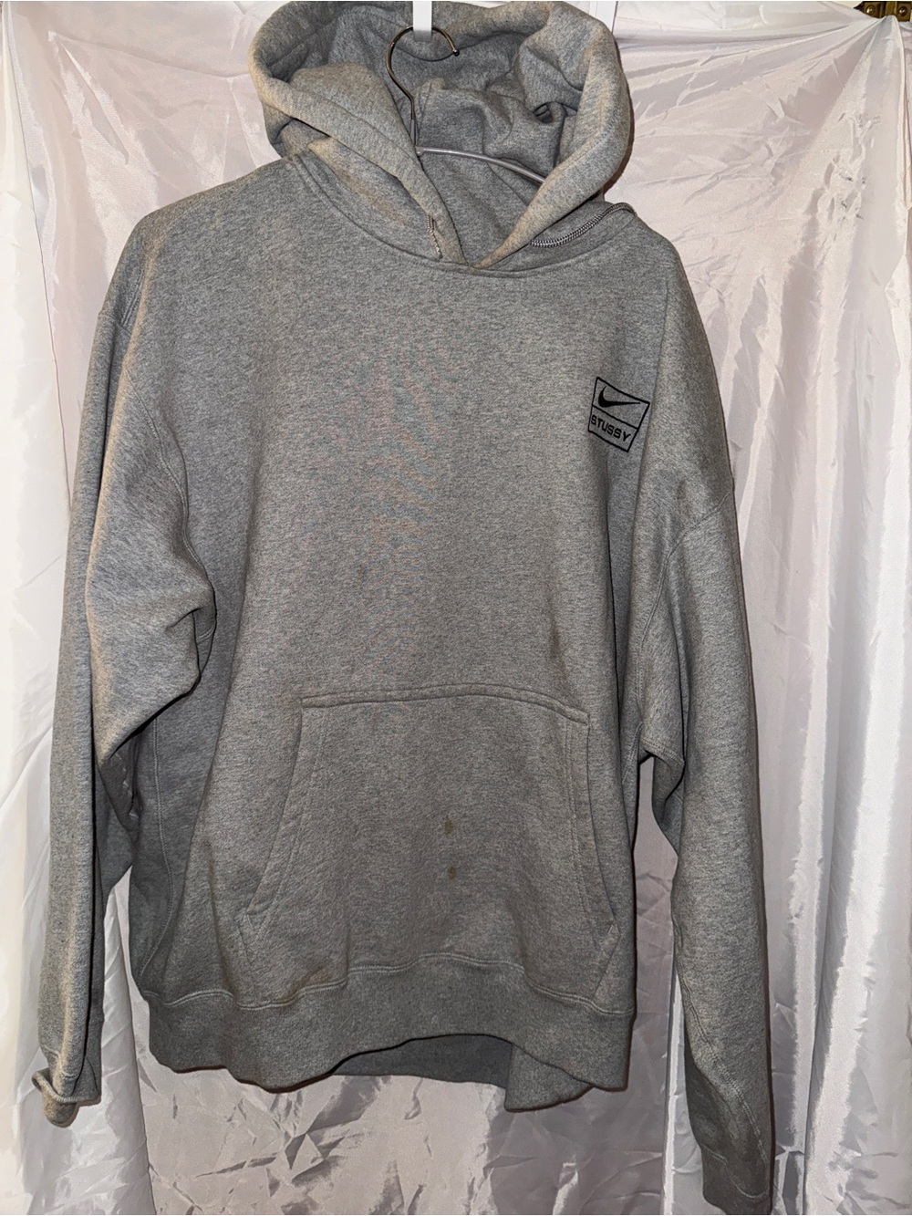 Stussy Gray Pullover Hoodie with Subtle Chest Logo